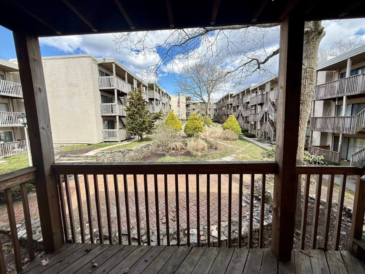 Apartment for rent at 309 Crystal Ave, New London, CT 06320