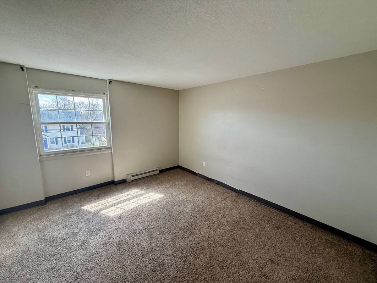 Apartment for rent at 309 Crystal Ave, New London, CT 06320