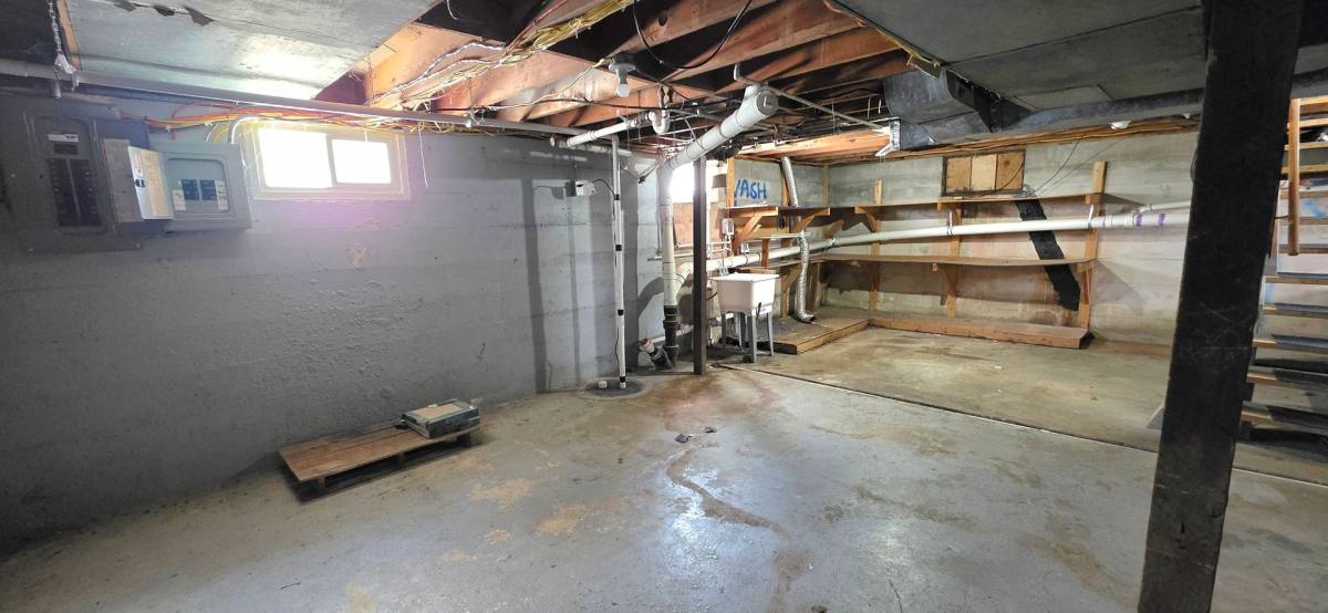 House for rent at 1124 E Washita St, Springfield, MO 65807