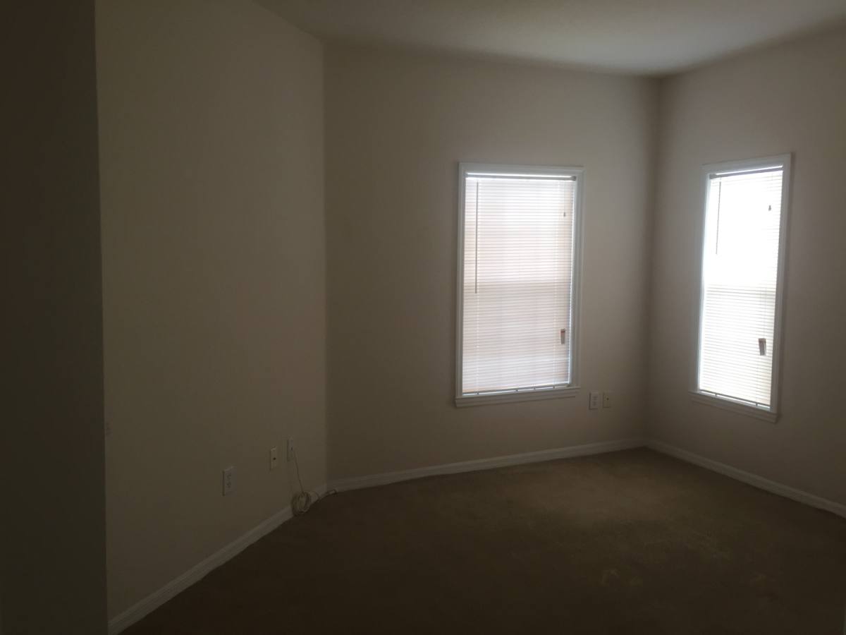 Apartment for rent at 3561 Conroy Rd, Orlando, FL 32839
