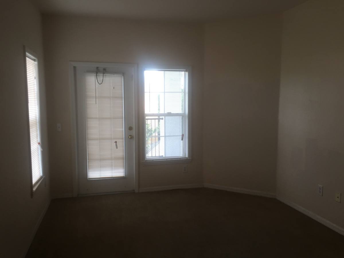 Apartment for rent at 3561 Conroy Rd, Orlando, FL 32839