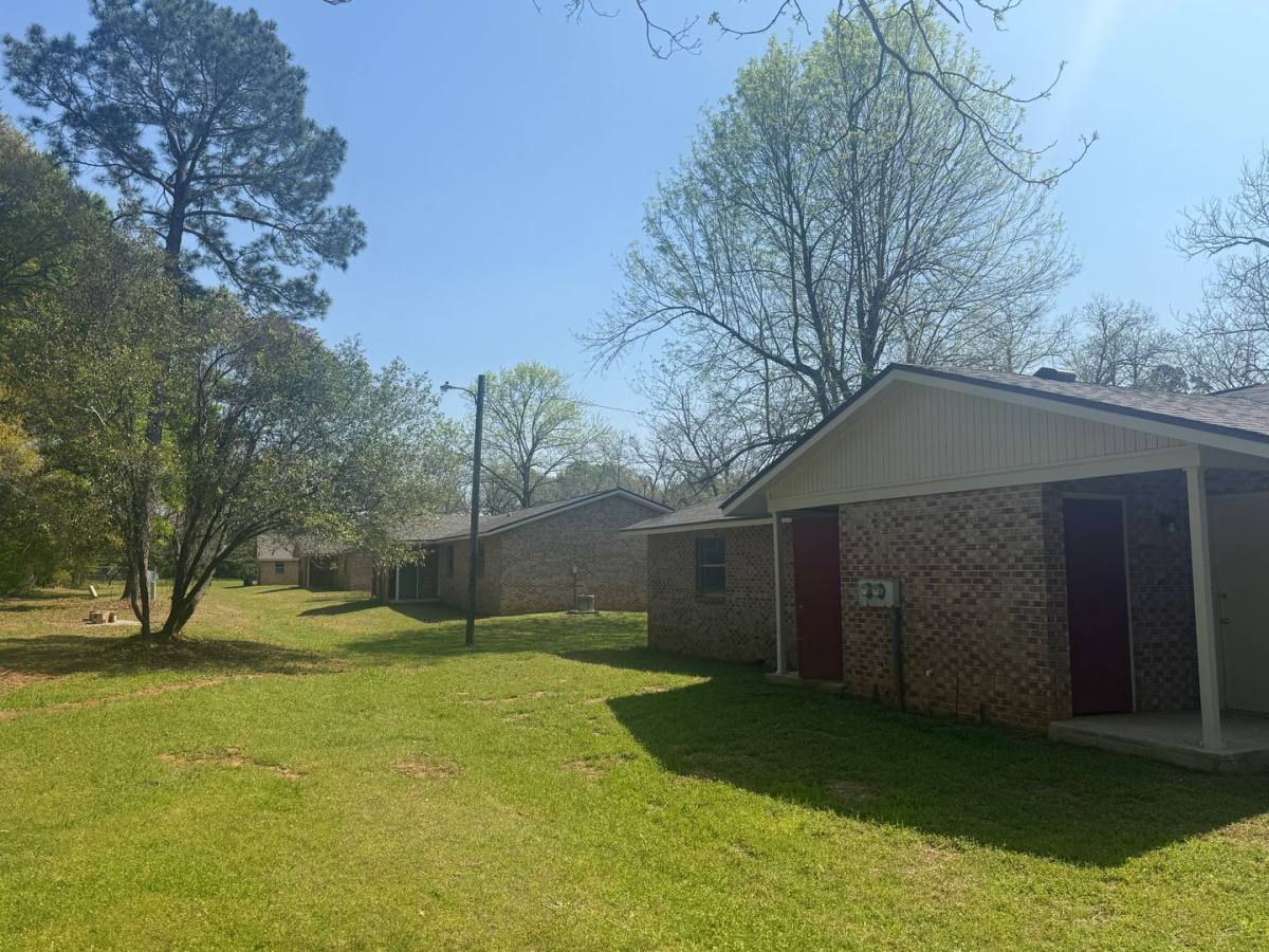 Apartment for rent at 210 Schley Circle, Richland, GA 31825