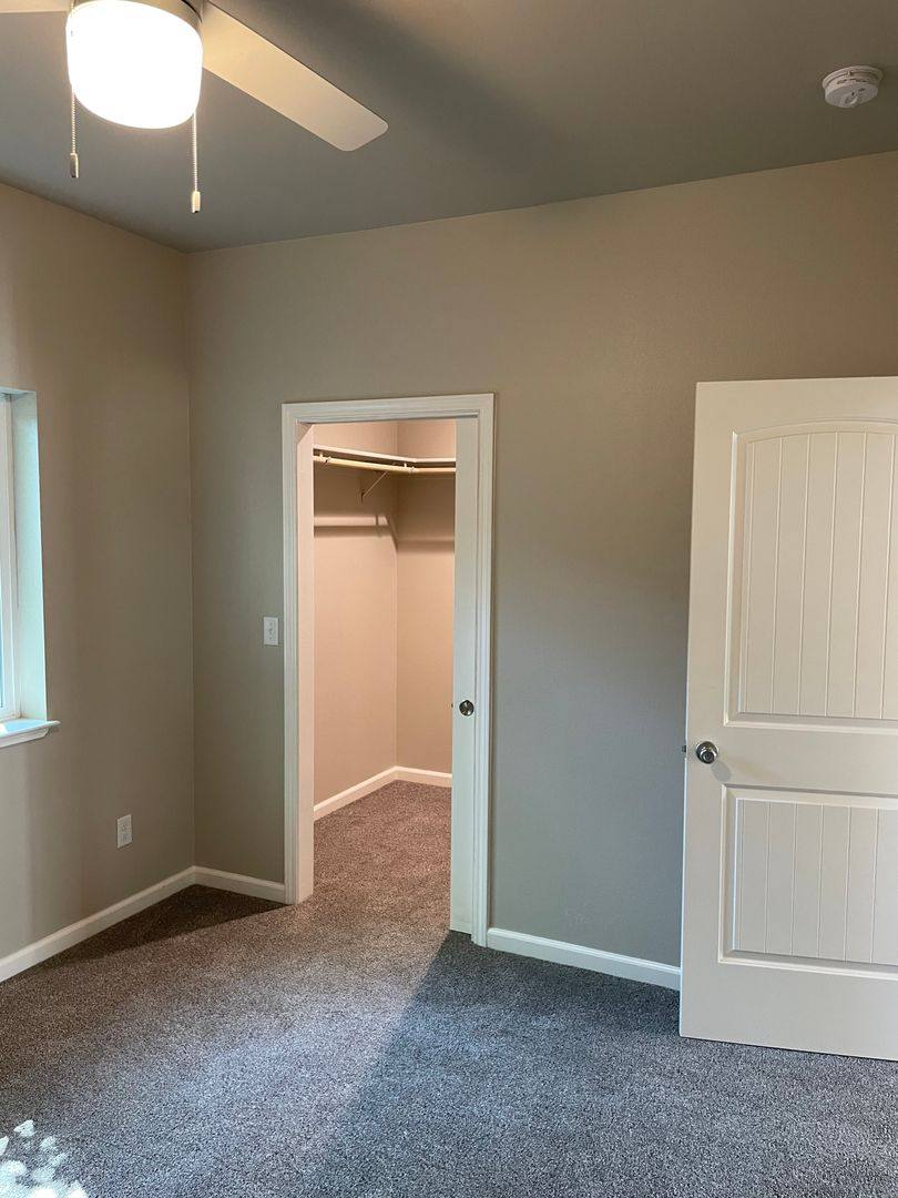 Apartment for rent at 485 E 6th St, Chico, CA 95928