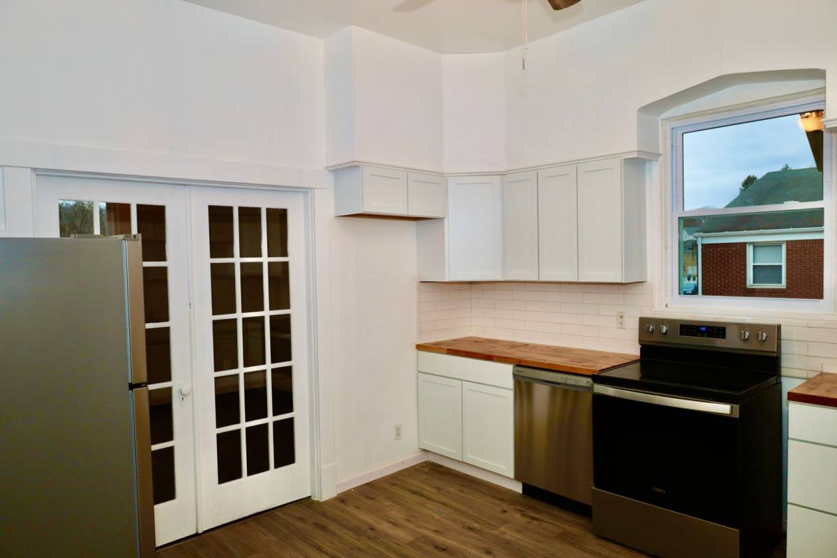 Apartment for rent at 6535-6537 Library Rd, South Park, PA 15129