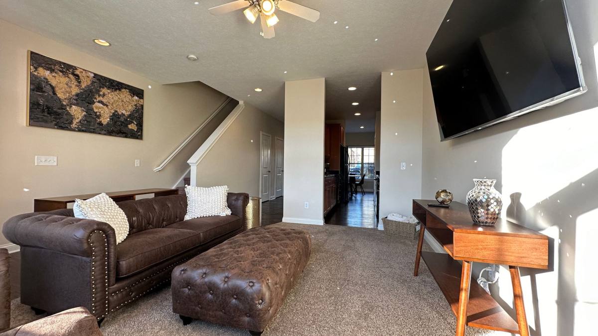 Townhouse for rent at 360 S Washington St, Bloomington, IN 47401