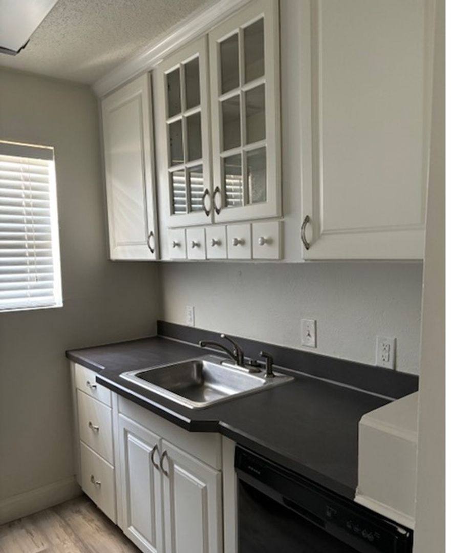 Apartment for rent at 2729 Hurstview Dr, Hurst, TX 76054