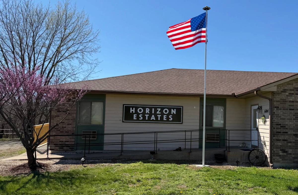 Apartment for rent at 604 S Polk St #HZ101, Maysville, MO 64469