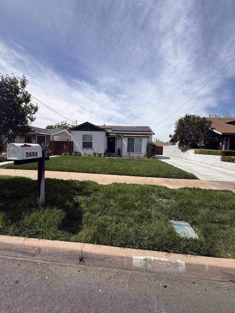 House for rent at 3688 Taft St, Riverside, CA 92503