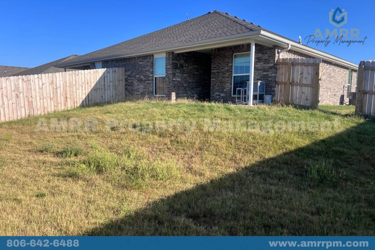 Townhouse for rent at 101 Anita Plaza, Carl Junction, MO 64834
