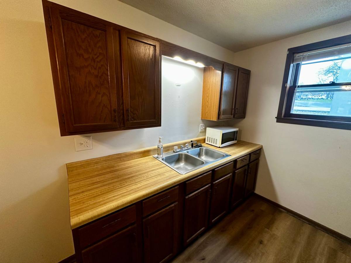 Apartment for rent at 1058 Morningside Dr, Salisbury, MO 65281