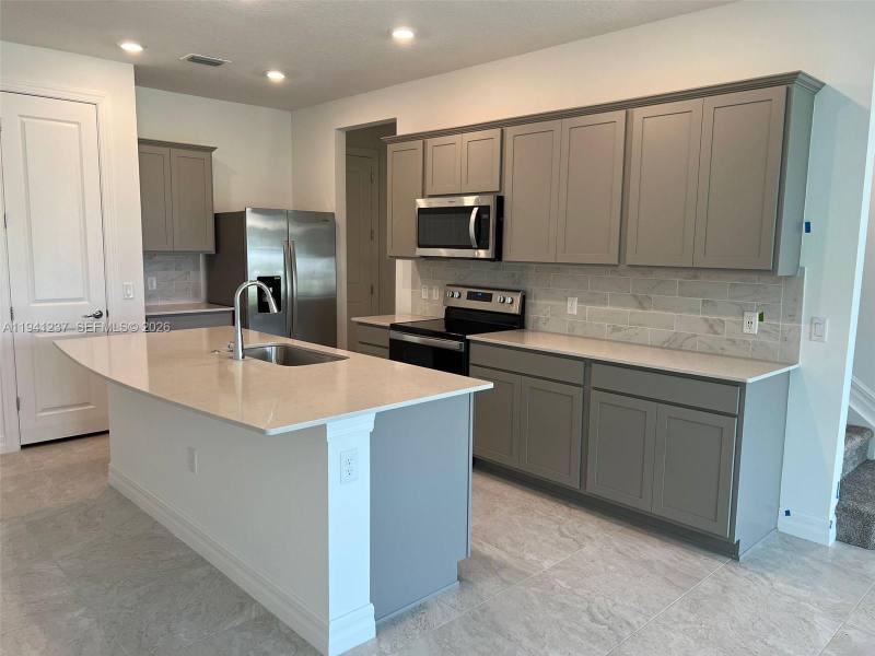 Townhouse for rent at 6121 Rancho Lane, West Palm Beach, FL 33415