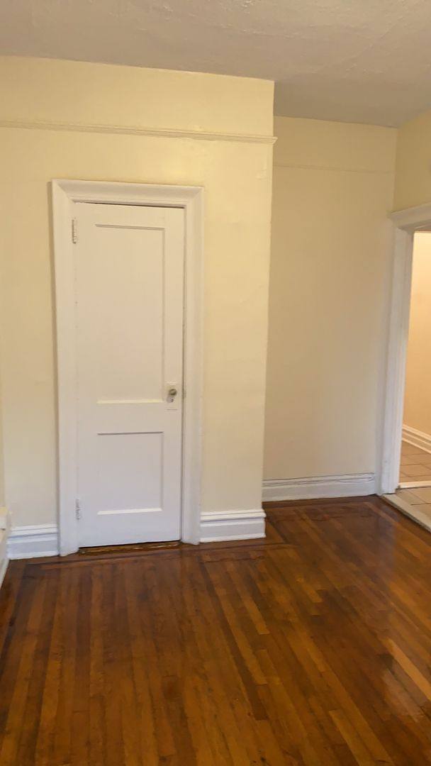 Apartment for rent at 809-811 New York Ave, Union City, NJ 07087