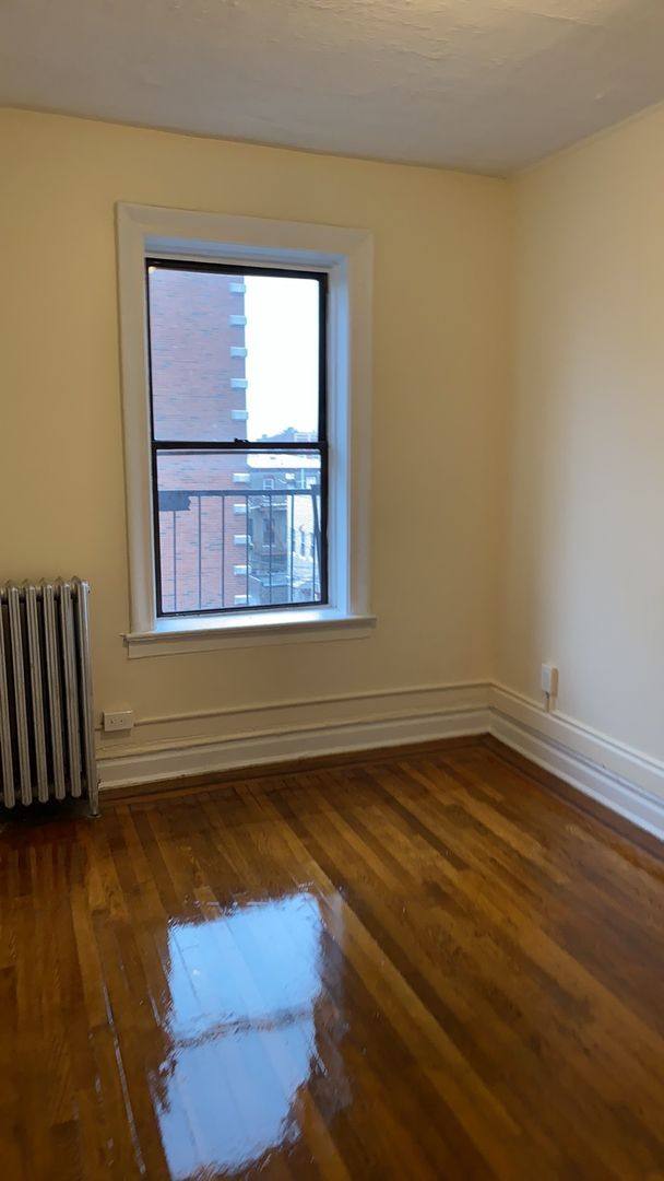 Apartment for rent at 809-811 New York Ave, Union City, NJ 07087