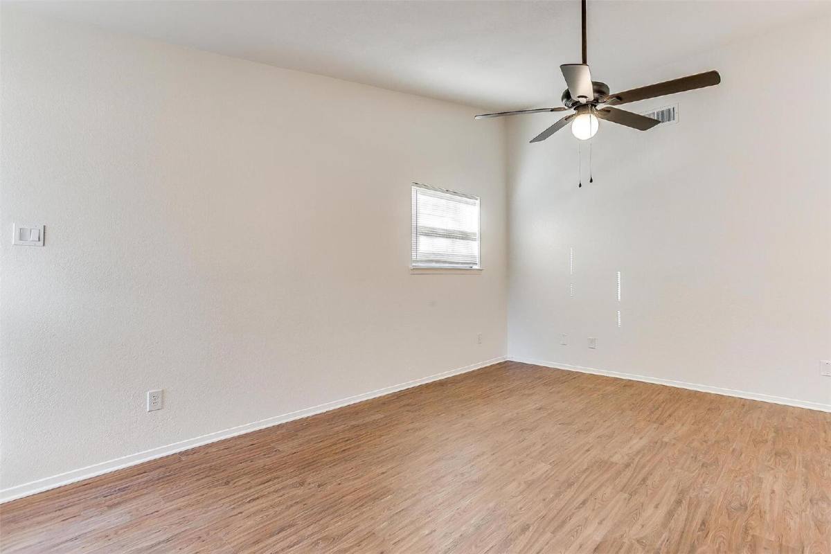 Apartment for rent at 1824 Fairmount, Fort Worth, TX 76110