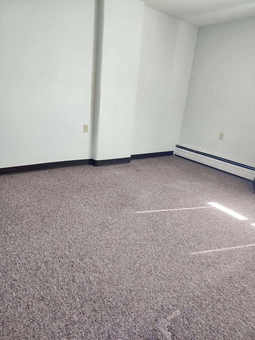 Apartment for rent at 3303 E State St, Rockford, IL 61108