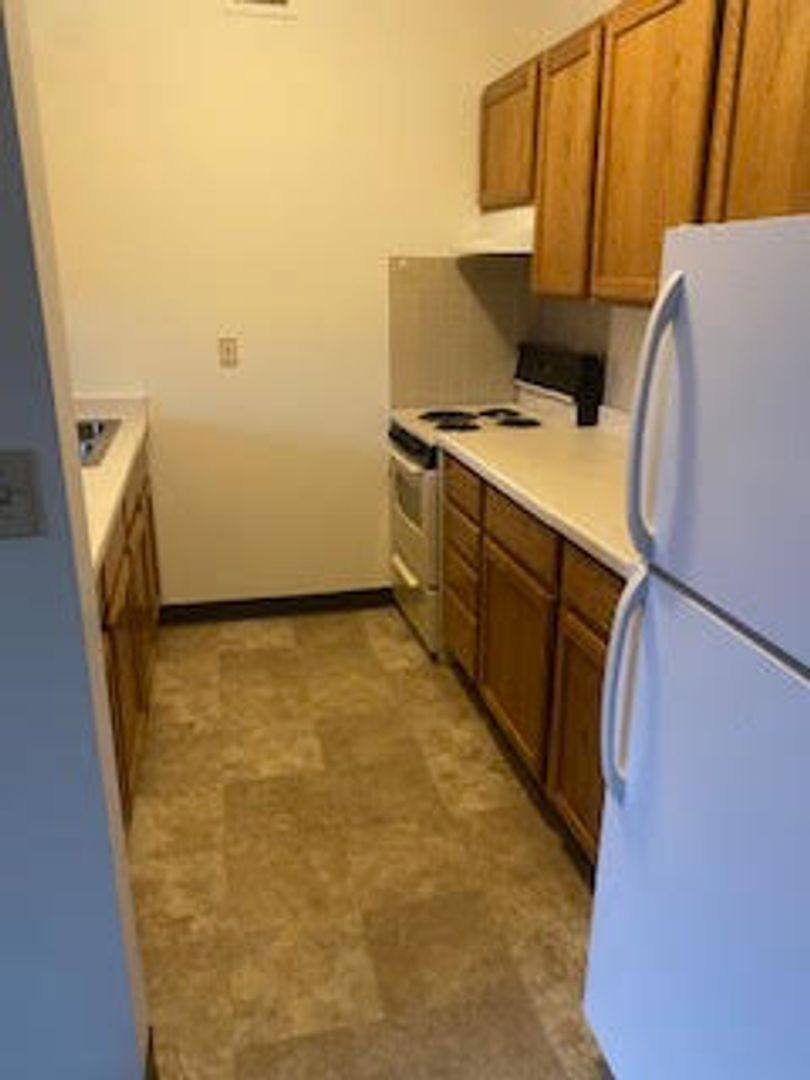Apartment for rent at 3303 E State St, Rockford, IL 61108