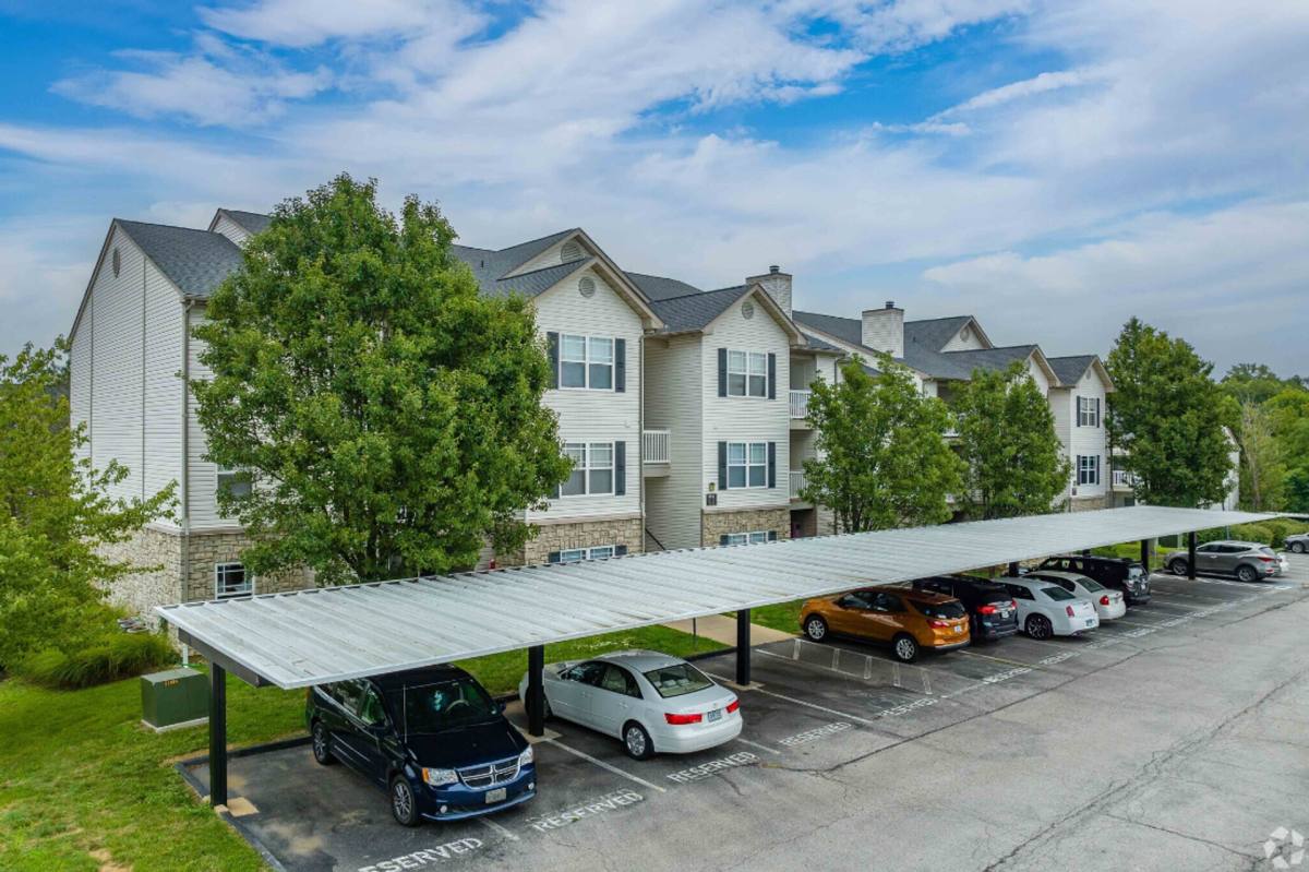 Apartment for rent at 1778 Richardson Rd, Arnold, MO 63010