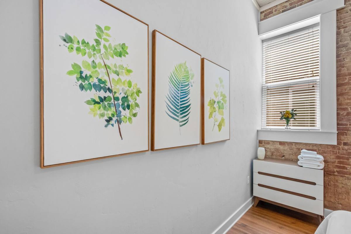 Apartment for rent at 116 S Broadway St, Siloam Springs, AR 72761