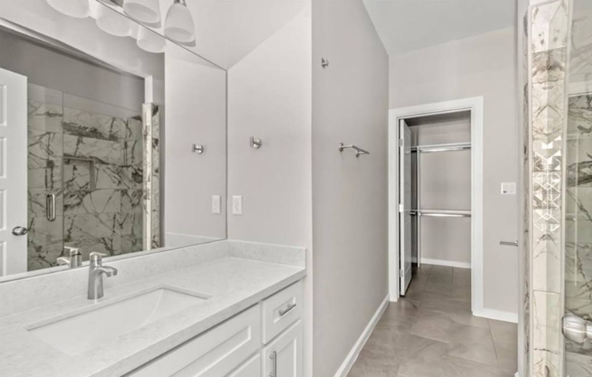 Townhouse for rent at 2508 E Israel Ave, Mission, TX 78573