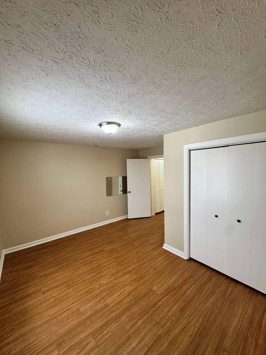 Apartment for rent at 302 Olive St NE #202, Knoxville, TN 37917