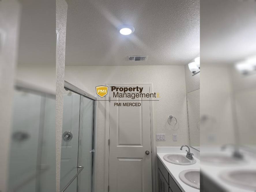 House for rent at 4209 Berryesa Ave, Merced, CA 95348
