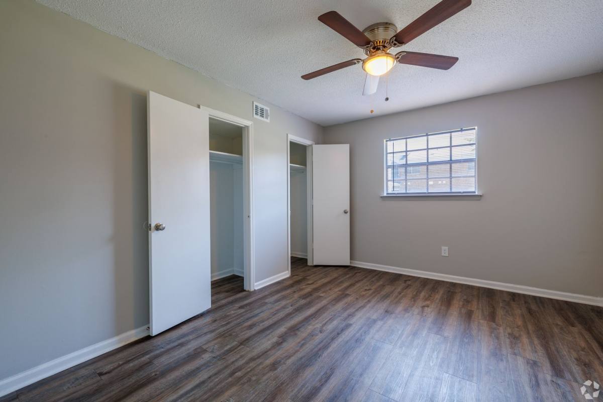 Apartment for rent at 2337 Sharon Dr, Albany, GA 31707
