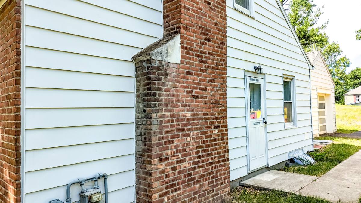 House for rent at 1 Dresden Court, Albany, NY 12203
