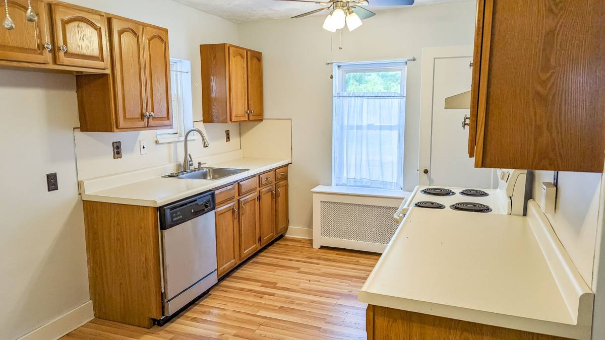 House for rent at 1 Dresden Court, Albany, NY 12203