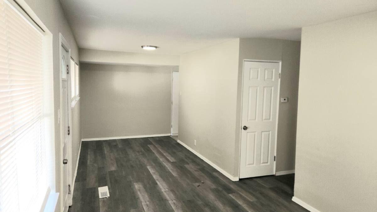 House for rent at 248 Perthshire Rd, Saint Louis, MO 63137