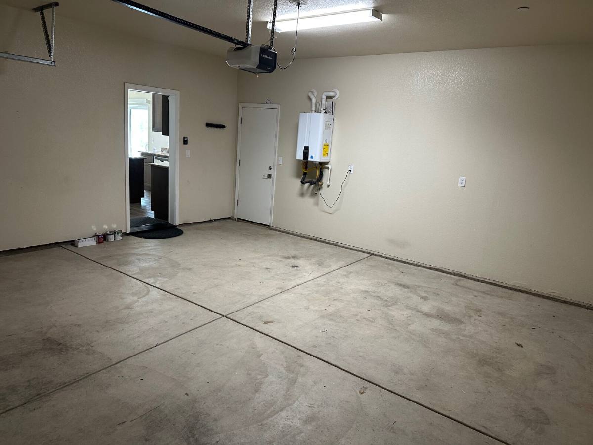 House for rent at 1338 Hermosa Dr, Merced, CA 95348