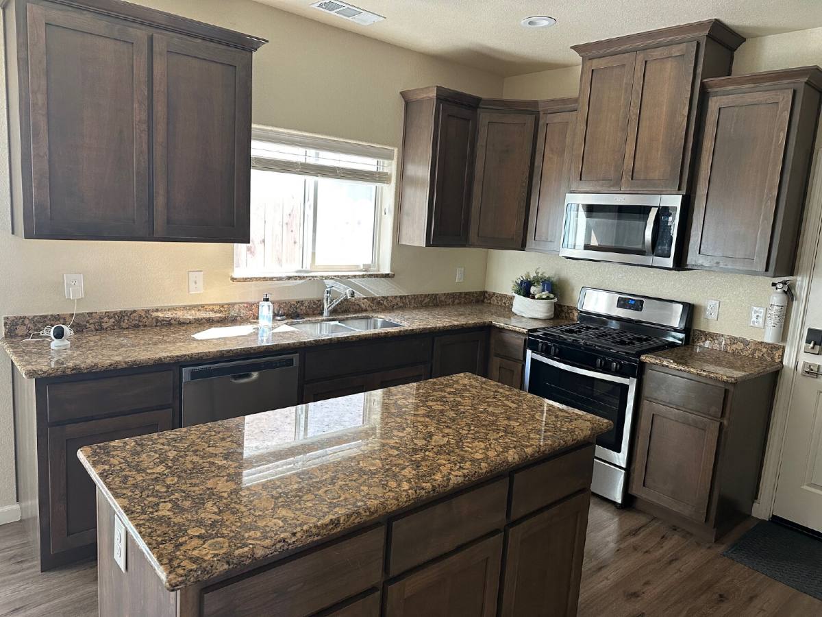 House for rent at 1338 Hermosa Dr, Merced, CA 95348