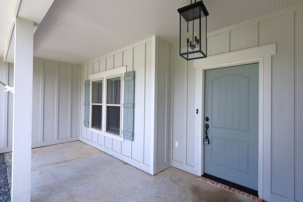 House for rent at 4704 Crescent Court, Hahira, GA 31632