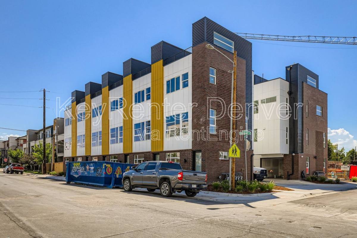 Apartment for rent at 4100 E Warren Ave #5, Denver, CO 80222