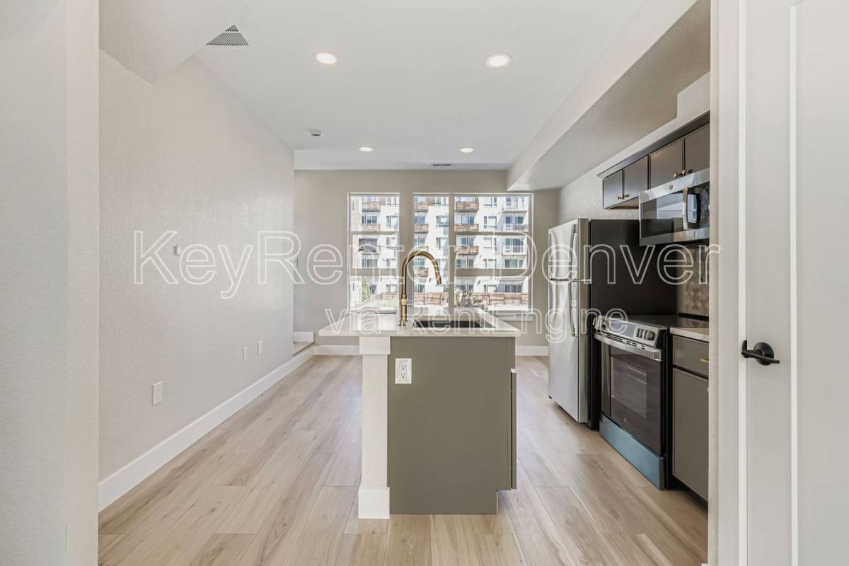 Apartment for rent at 4100 E Warren Ave #5, Denver, CO 80222