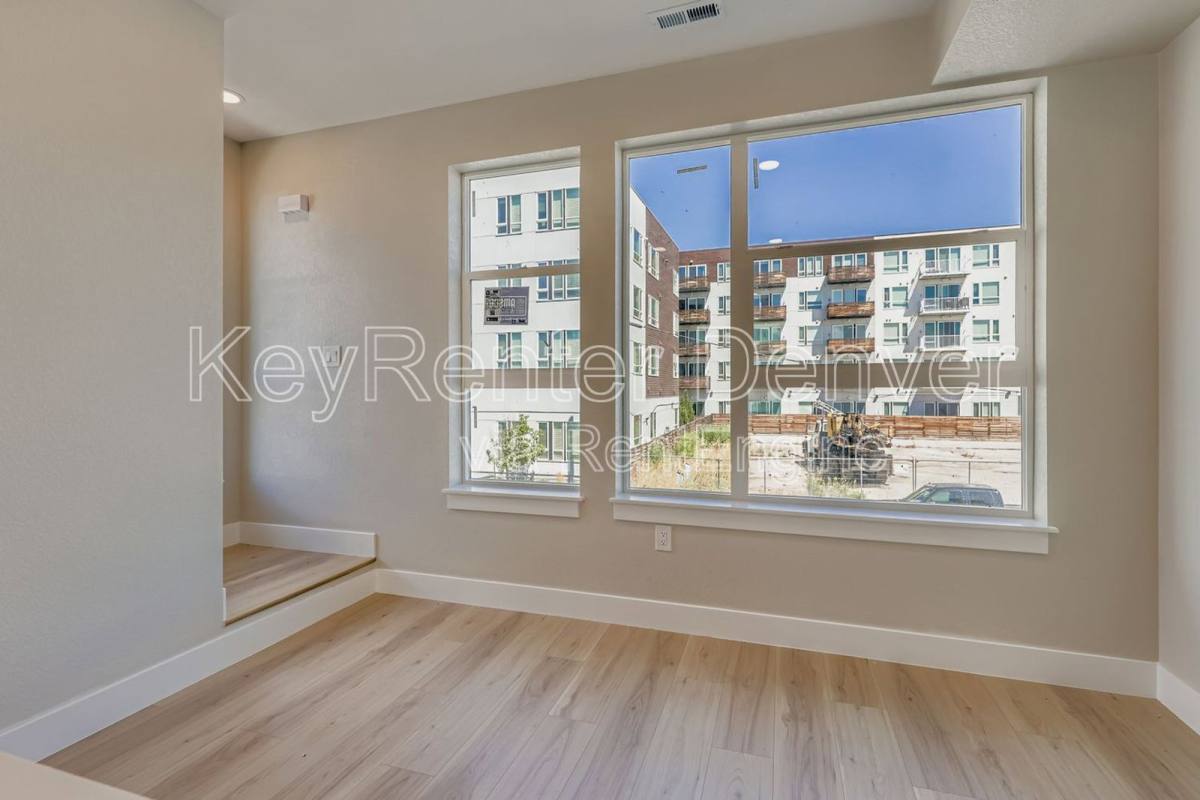 Apartment for rent at 4100 E Warren Ave #5, Denver, CO 80222