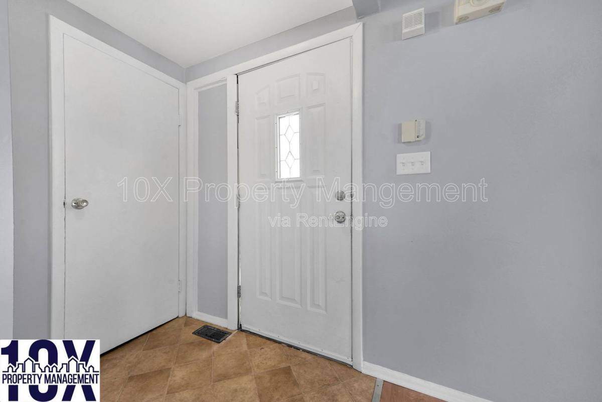 Apartment for rent at 3071 Rotunda Court S, Columbus, OH 43232