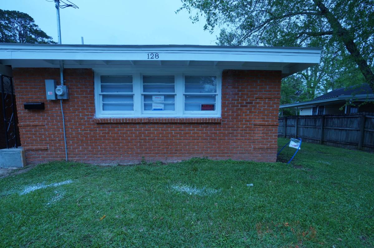 Apartment for rent at 128 Foulard St, Opelousas, LA 70570