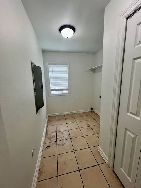 Apartment for rent at 364 E 7th St #2, Fayetteville, AR 72701