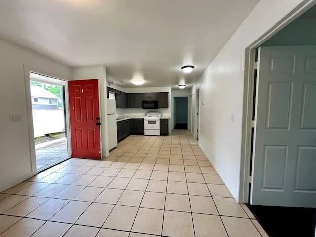Apartment for rent at 364 E 7th St #2, Fayetteville, AR 72701