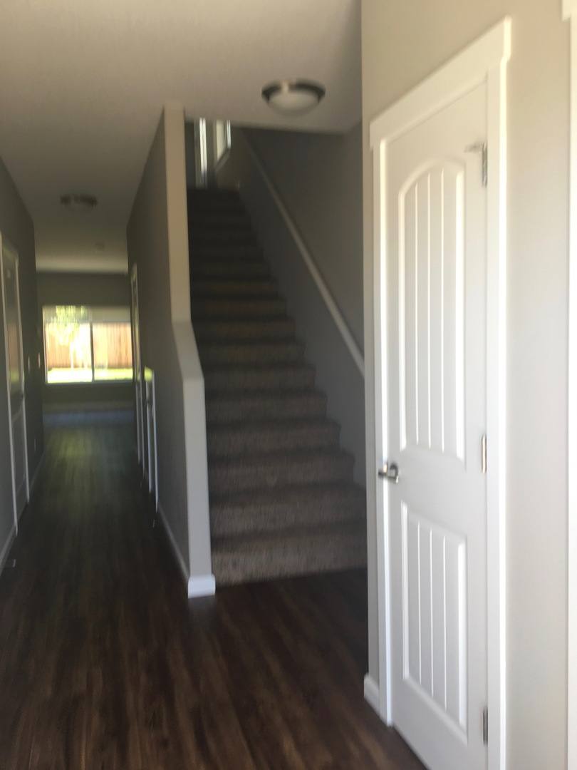 Apartment for rent at 1420 - 1422 Marigold Dr, Independence, OR 97351