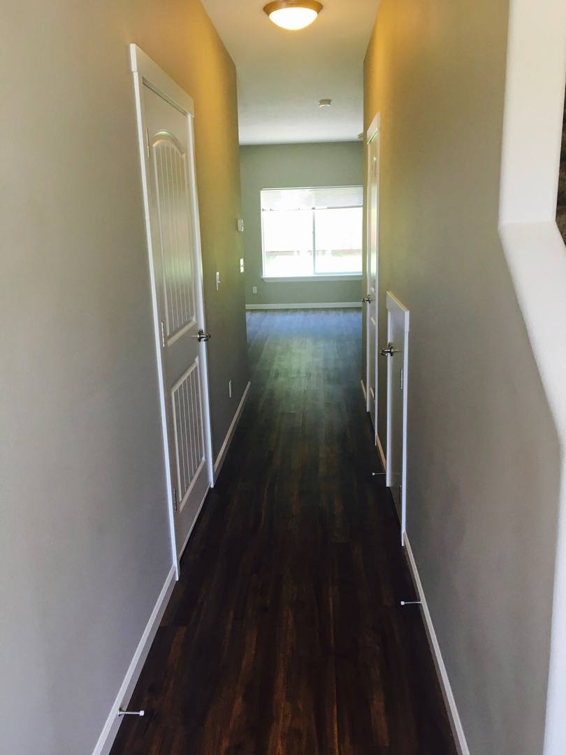 Apartment for rent at 1420 - 1422 Marigold Dr, Independence, OR 97351