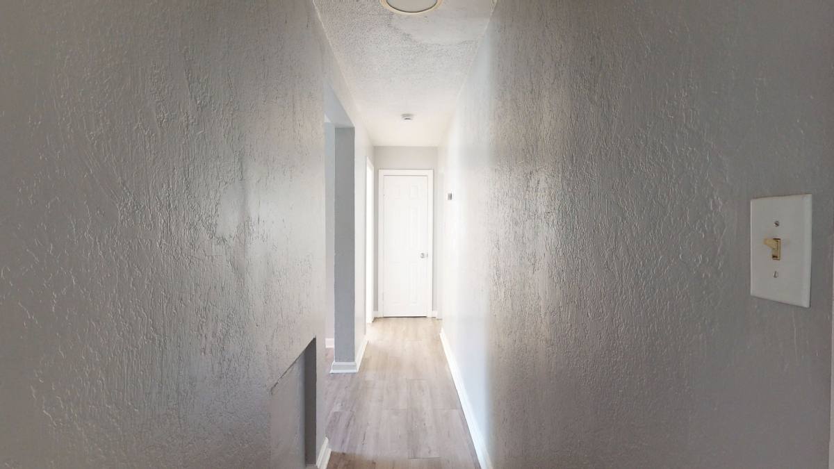 Apartment for rent at 6625 Bancroft Ave, Oakland, CA 94605