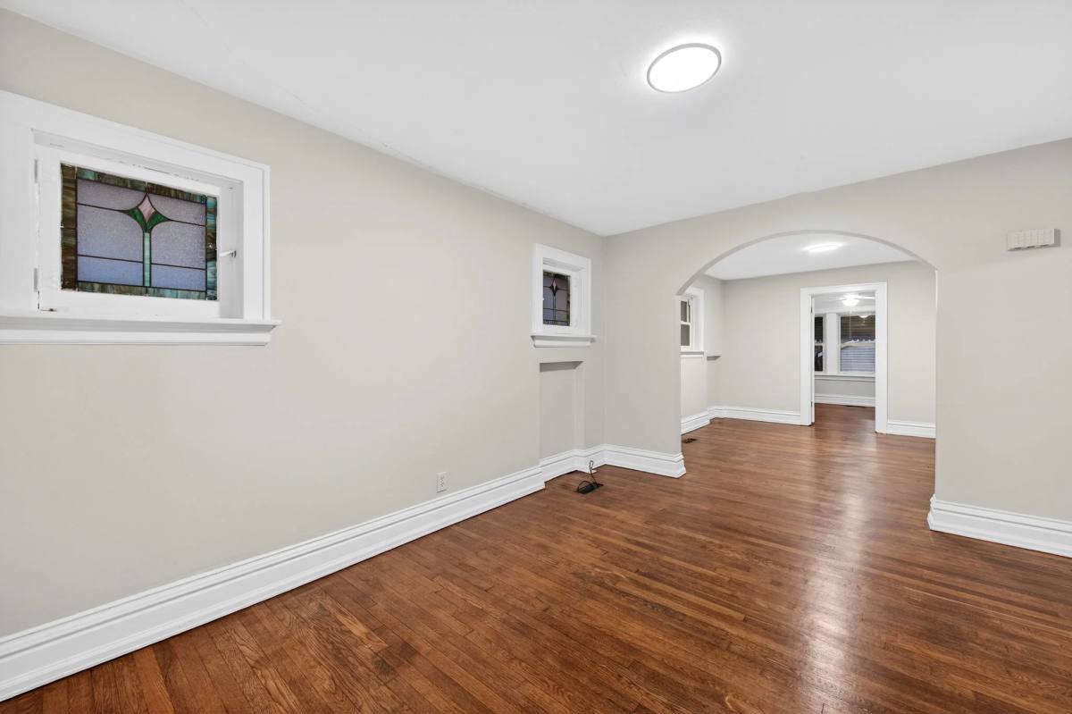 House for rent at 6135 Newport Ave, Saint Louis, MO 63116