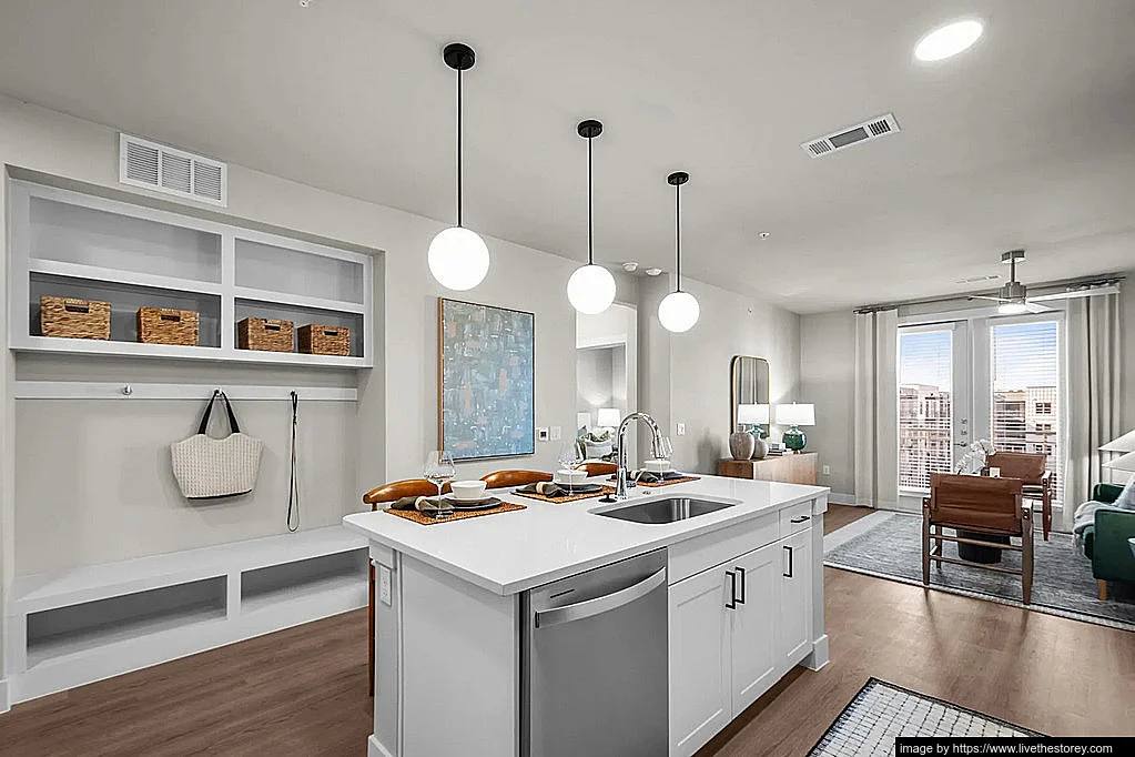 Apartment for rent at 8001 N Stemmons Freeway 2226, Dallas, TX 75247