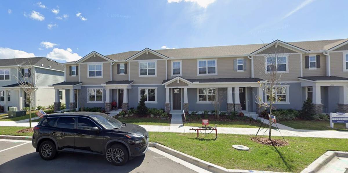 Townhouse for rent at 2756 Camellia Flower St, Apopka, FL 32703