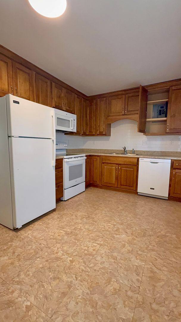 Apartment for rent at 1206 W 9th St, Rolla, MO 65401