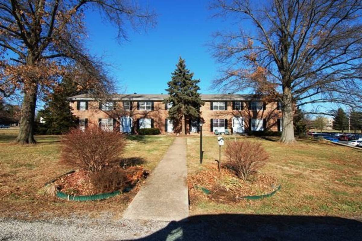 Apartment for rent at 1206 W 9th St, Rolla, MO 65401
