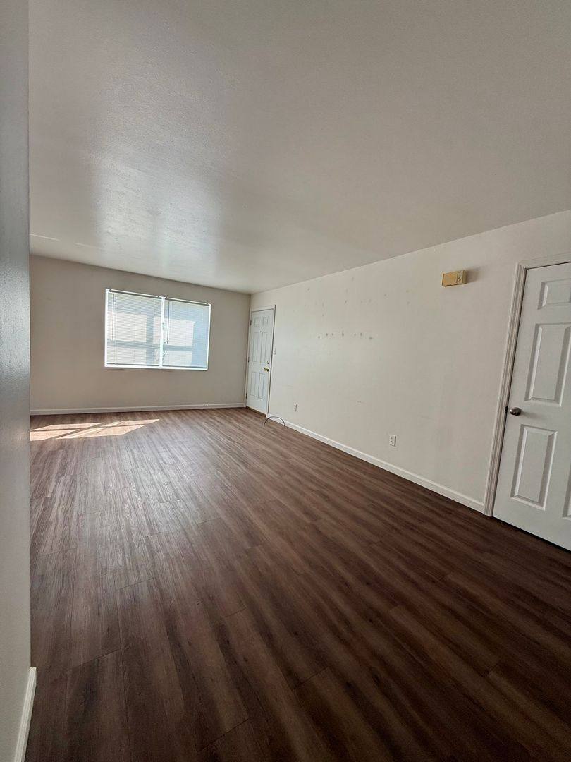 Apartment for rent at 1206 W 9th St, Rolla, MO 65401