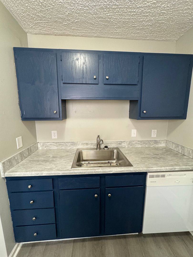 Apartment for rent at 1304 Holyoke St, Kingsport, TN 37664