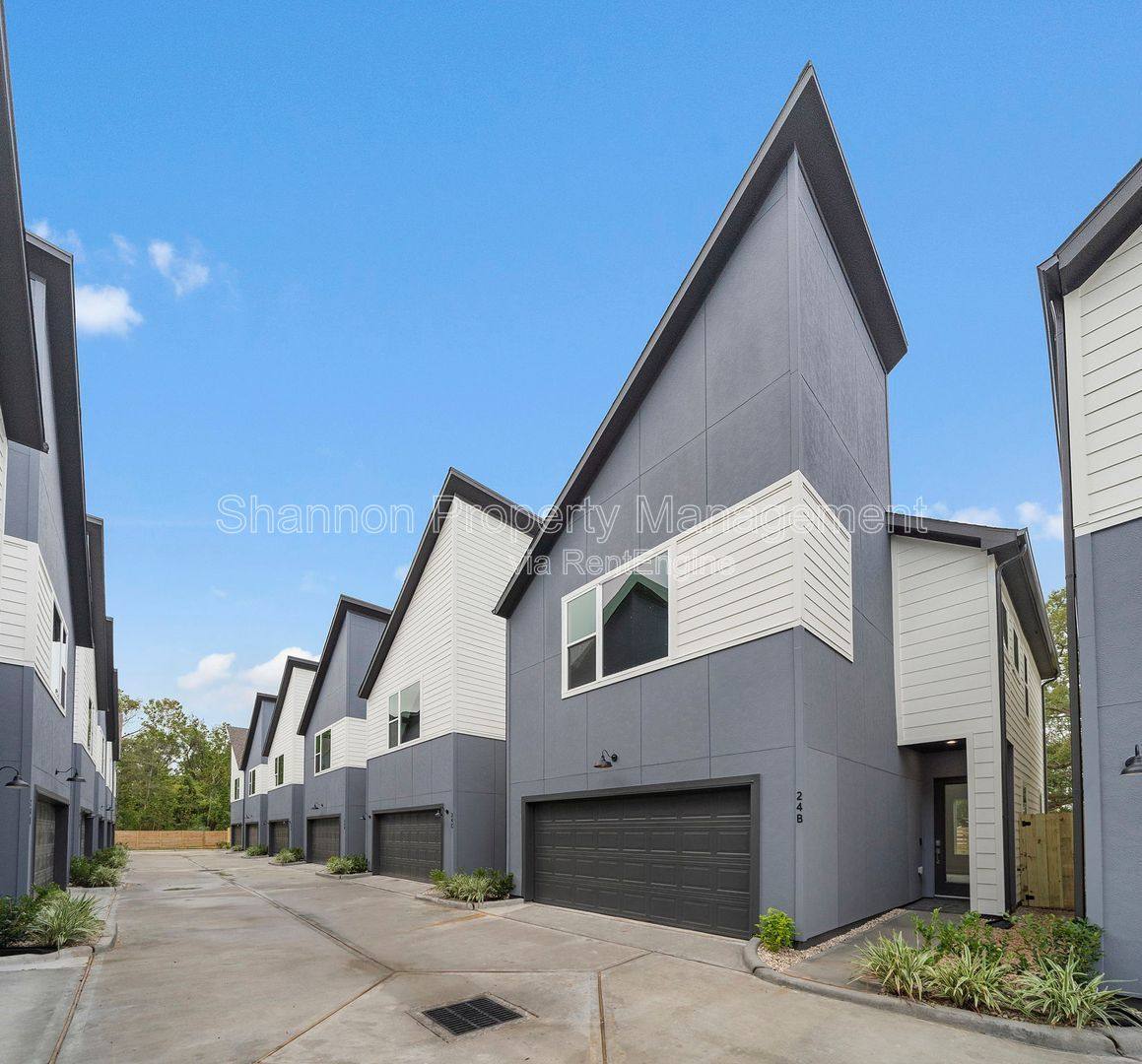 Apartment for rent at 28 Bucan St #B, Houston, TX 77076